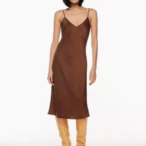 WILFRED ONLY SLIP SATIN MIDI DRESS IN COGNAC (BROWN), SIZE XL